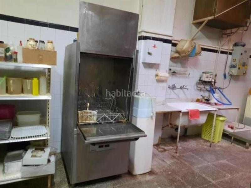 Foto 702aa5d2-a6e3-4f31-ad20-a087b86250f5. Local comercial  panaderia en El Mercado - Plaza de Toros Villena