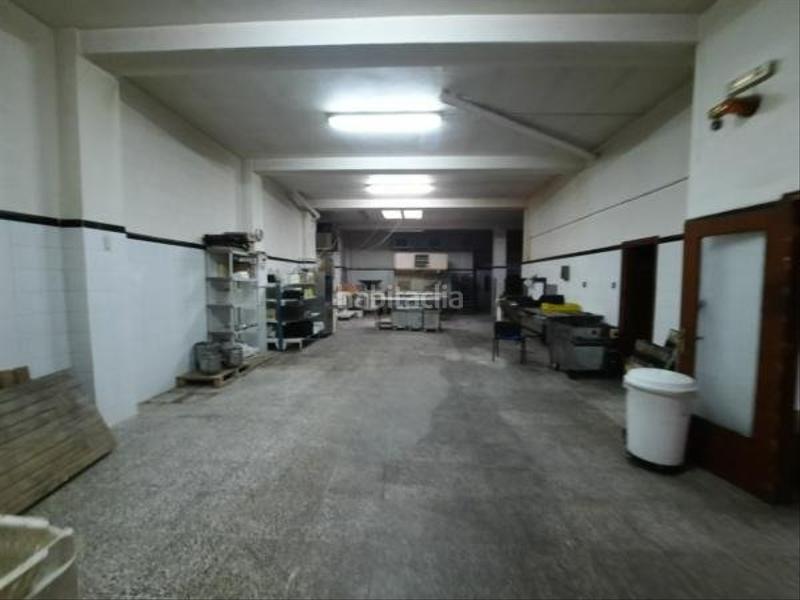 Foto ee6236bc-bb2b-4d00-8a04-2677651cd13a. Local comercial  panaderia en El Mercado - Plaza de Toros Villena