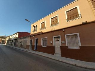 Casa a Petrer. Casa en calle leon