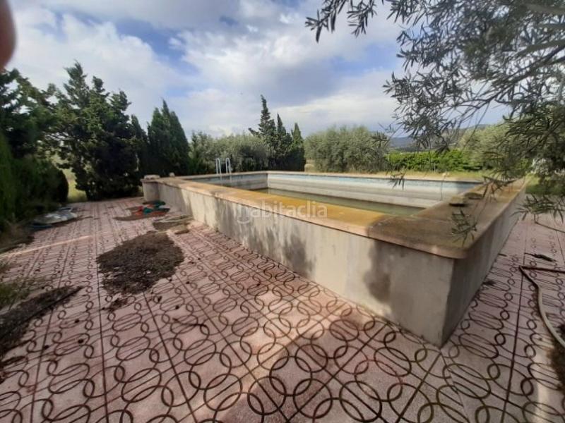 Foto 043d8b8d-a19d-4ad0-b0d2-95021f3b0646. Chalet  en la carretera -monovar en Campo Alto-Club de Campo Elda