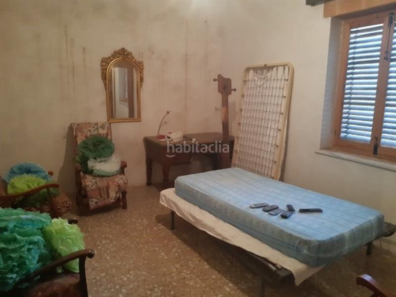Foto 4c6e3e3f-cfdf-4d75-a421-8d0d5979725c. Chalet  en la carretera -monovar en Campo Alto-Club de Campo Elda