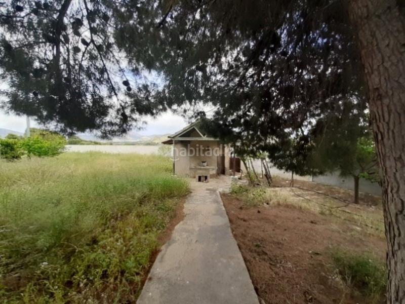 Foto 7dd4e61a-9a4f-4c2a-be15-58d1e9d77e4c. Chalet  en la carretera -monovar en Campo Alto-Club de Campo Elda