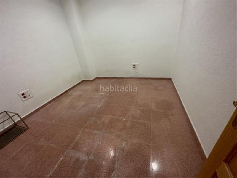 Foto 94d10a1f-6aee-43f7-9e36-3991c5e43269. Location bureau avec chauffage dans Novelda