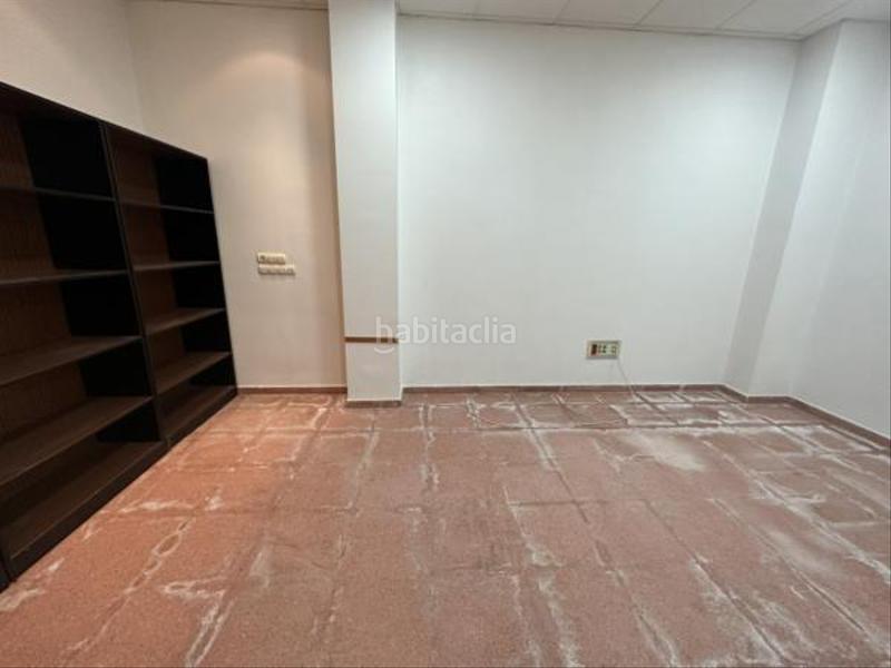 Foto c5df46ff-09a9-4cf3-af74-1d2f10f074f3. Location bureau avec chauffage dans Novelda