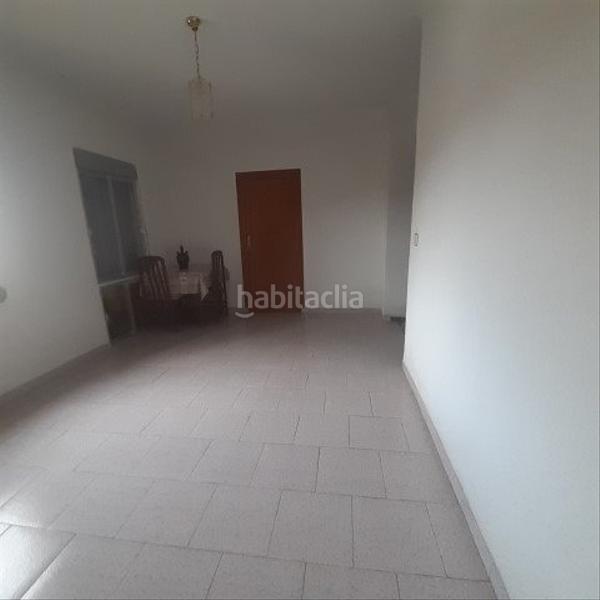 Foto ac0d8870-1d22-4212-8151-add028b4436a. Casa amb aparcament a Abanilla