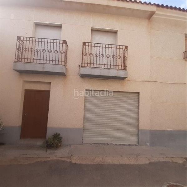 Foto bbf52806-c11f-4b16-8fec-bfb8caee9dd7. Casa amb aparcament a Abanilla