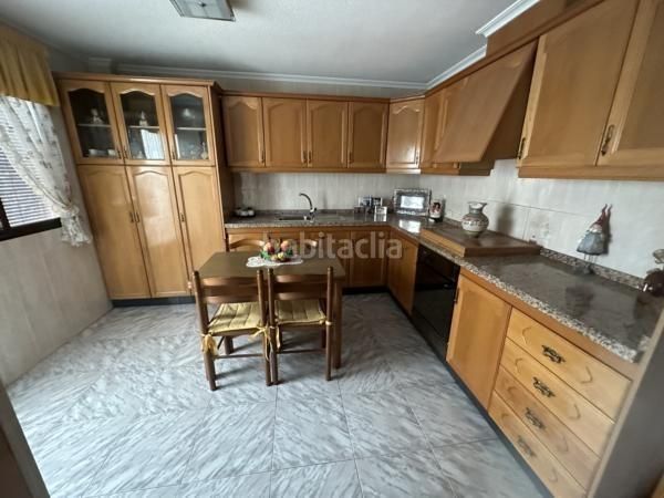 Foto 9082fe7a-8e26-4a0b-94b9-233d180a6bbd. Casa adossada amb aparcament a Monforte del Cid