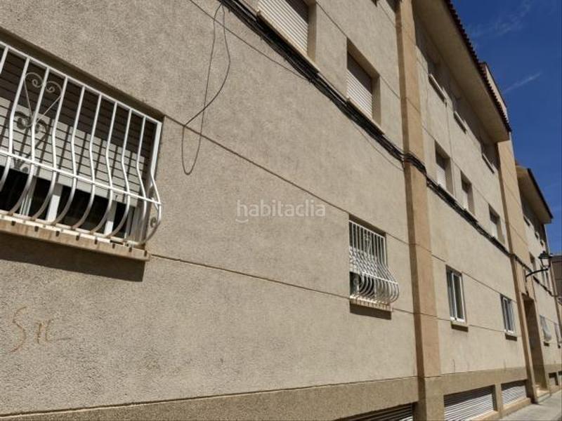 Foto d00a0444-da47-4ad2-8882-3a0927fb3cc0. Flat with parking in Centro Elda