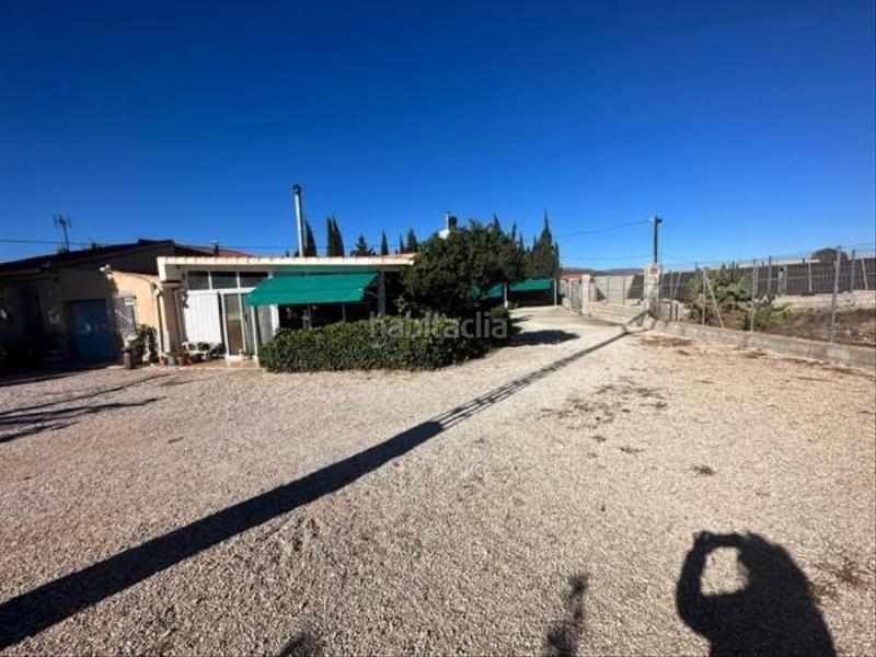 Foto fb040b37-f766-4e05-89c5-f8333fc89753. Chalet campo independiente en la zona del toscar de monóvar en Monòver