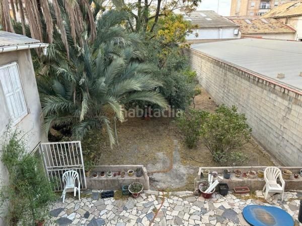 Foto 9f222bcd-9c88-4cf6-8b0d-bad4b7226725. Casa adossada a Novelda