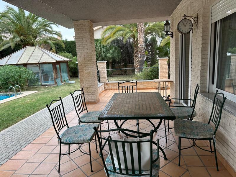 Foto 1d8d7366-8d2b-4acb-b4de-e00b0d3e738e. Chalet con riscaldamento parcheggio piscina in Campo Alto-Club de Campo Elda