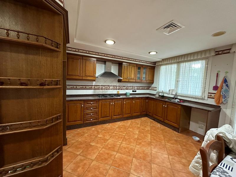 Foto 5801cea2-7005-4a61-b18f-96135c895d40. Chalet con riscaldamento parcheggio piscina in Campo Alto-Club de Campo Elda