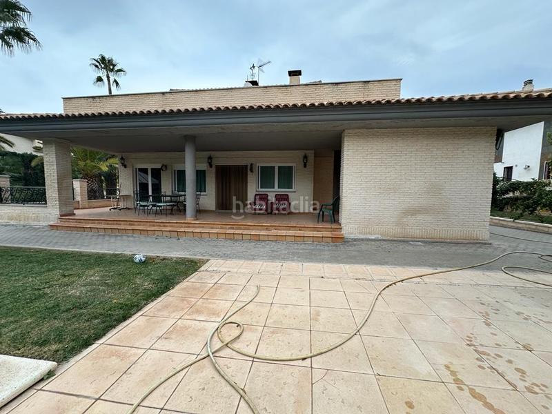 Foto 5be242c9-3ec1-486a-90a2-861478bac2e9. Chalet con riscaldamento parcheggio piscina in Campo Alto-Club de Campo Elda