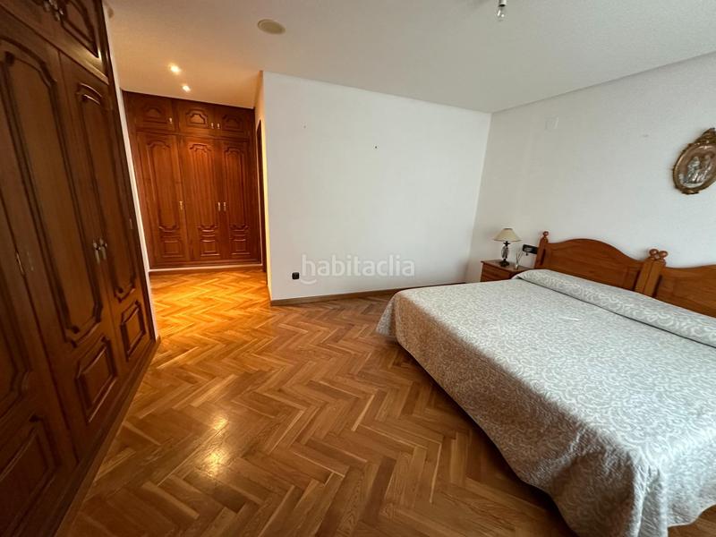 Foto 8110404b-1a65-4d65-8f4c-9e7569e0e6cc. Chalet con riscaldamento parcheggio piscina in Campo Alto-Club de Campo Elda