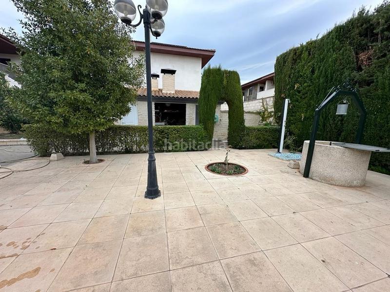 Foto dbee280c-5d94-42ee-a019-8a2b3b741e13. Chalet con riscaldamento parcheggio piscina in Campo Alto-Club de Campo Elda