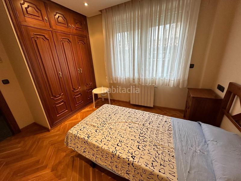 Foto f7e596b5-4add-4709-b07c-f624a8c52103. Chalet con riscaldamento parcheggio piscina in Campo Alto-Club de Campo Elda