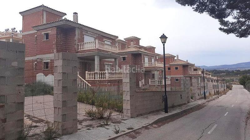 Foto 32a1ab79-dd4b-4916-95b9-34151a2bd762. Edificio en Castalla