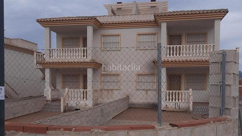 Foto d16fd8ba-af1d-42ea-b1c6-3f59a93dbeb0. Edificio en Castalla