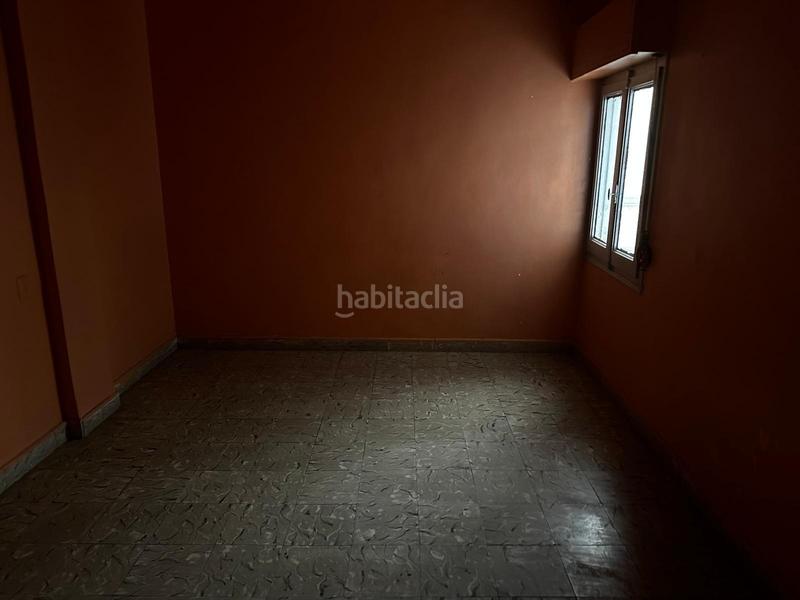 Foto 4523ad66-d886-4f0d-bf1b-70f124f86f3d. Appartamento in Plaza de Toros-Avenida Chapí-Trinquete Elda