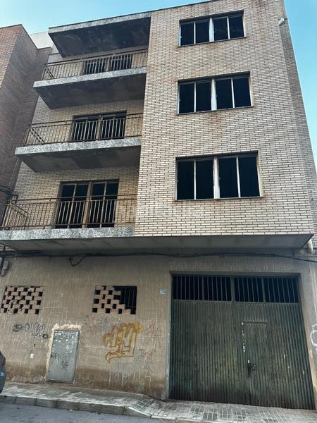 Foto 9ff94d84-ac52-4efb-9b05-ad90ac6d30d0. Edifici a Novelda