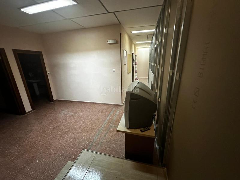 Foto 24bb8e06-8569-437f-85f8-9cba476dc0f4. Local comercial  200 m2 en Plaza de Toros-Avenida Chapí-Trinquete Elda