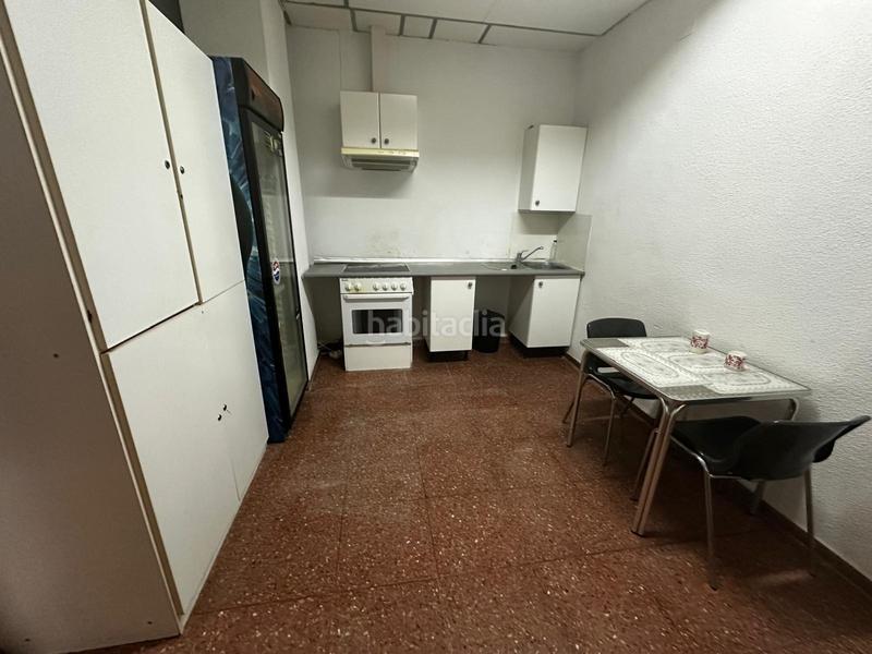 Foto 8c418834-9eaf-4285-8f82-5c9447d168ec. Local comercial  200 m2 en Plaza de Toros-Avenida Chapí-Trinquete Elda