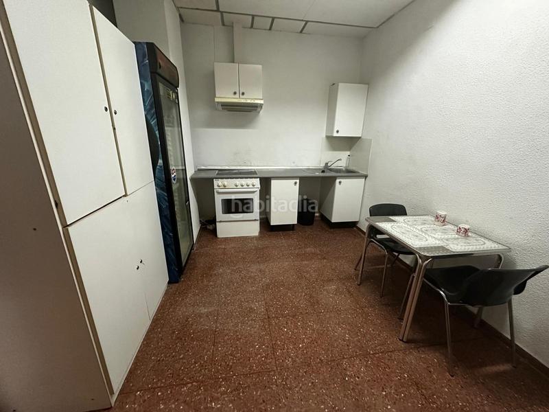 Foto c1b4ff8b-2e6b-4cd2-b8fa-50827b932480. Local comercial  200 m2 en Plaza de Toros-Avenida Chapí-Trinquete Elda