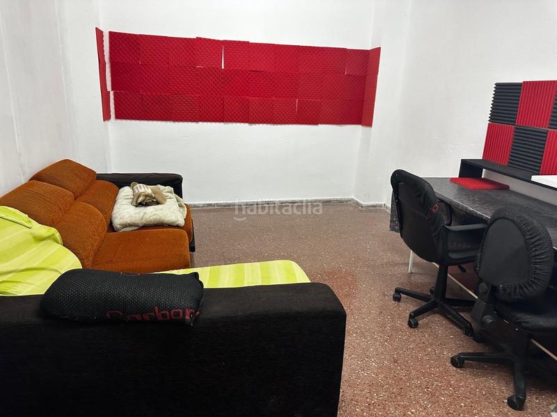 Foto daa17b12-3789-43fe-9b85-6cf9c06d5edf. Local comercial  200 m2 en Plaza de Toros-Avenida Chapí-Trinquete Elda