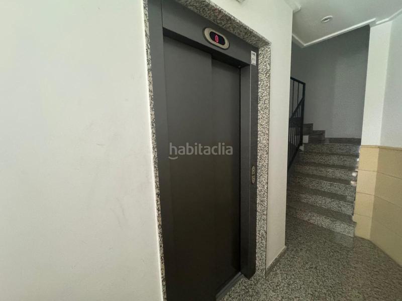 Foto a865b963-46b5-4dd6-9e23-f8a72b1bd103. Piso  para entrar a vivir en Centro Aspe