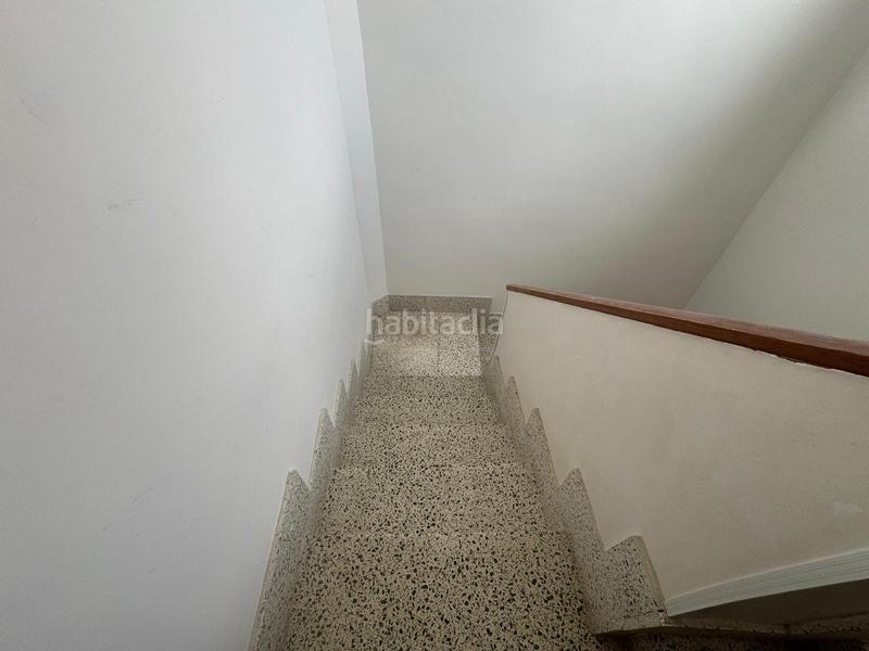 Foto e9248c1e-c2bd-47dc-a01e-61ec95c10269. Gebäude in Monòver