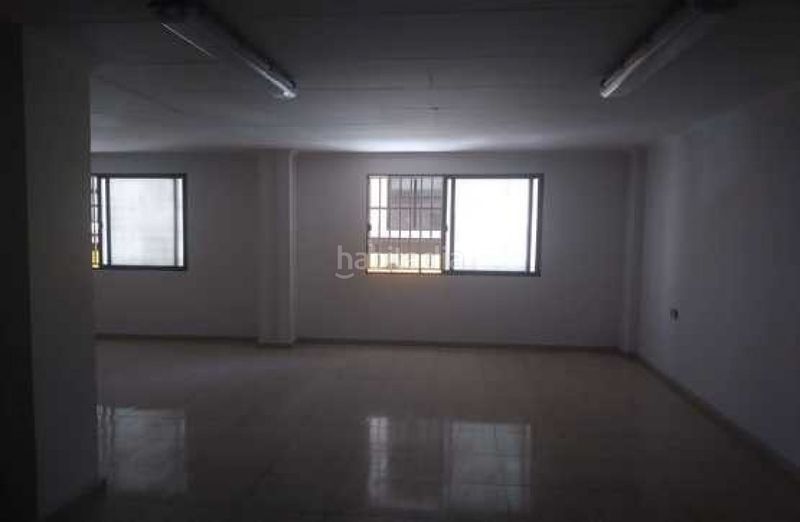 Foto a9b03710-a359-41fb-9d2d-07fca07ca431. Local comercial a Plaza Castelar - Mercado Central Elda