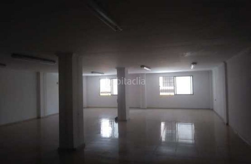 Foto b789f310-dd7b-42b3-931c-48c080045180. Local comercial a Plaza Castelar - Mercado Central Elda