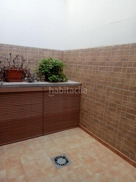 Foto 81fa1bb8-5ae6-4cc6-b4f9-0007a164ddfa. Casa adossada amb calefacció aparcament a Monòver