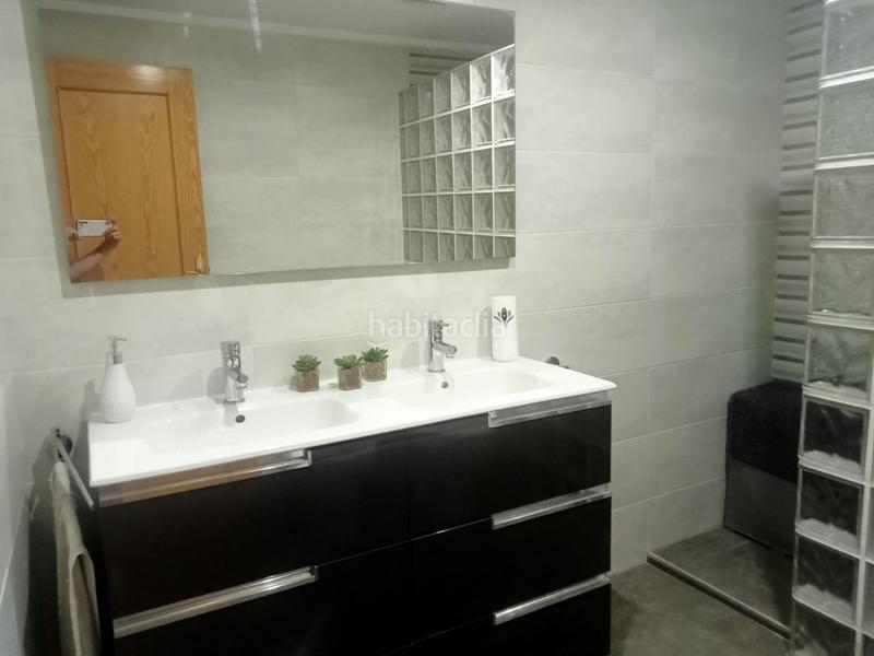 Foto fe320f89-8da6-4c15-bdf7-c04dc0e1fa3c. Casa adossada amb calefacció aparcament a Monòver