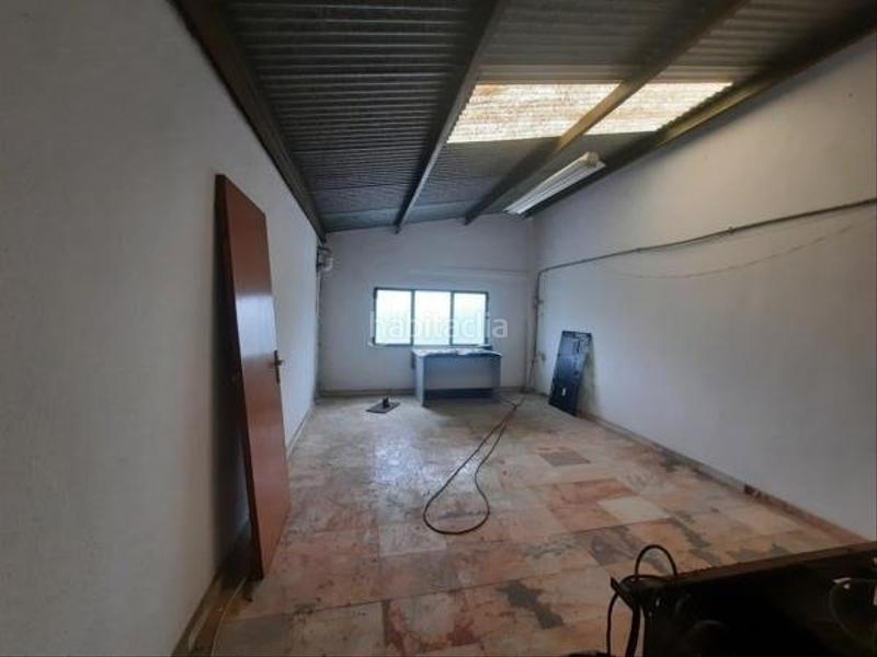 Foto d5c56a04-b764-4cdb-979b-0f10a0bccbd1. Industrial building in Monòver