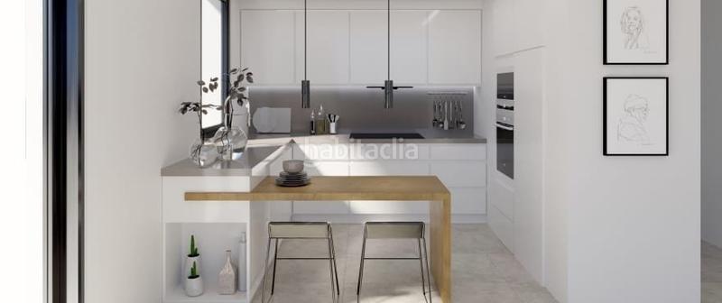 Foto e7517739-4c6b-4cc7-9e4d-1e50ef5861f9. Appartement mit heizung parking pool in Playa Levante Santa Pola