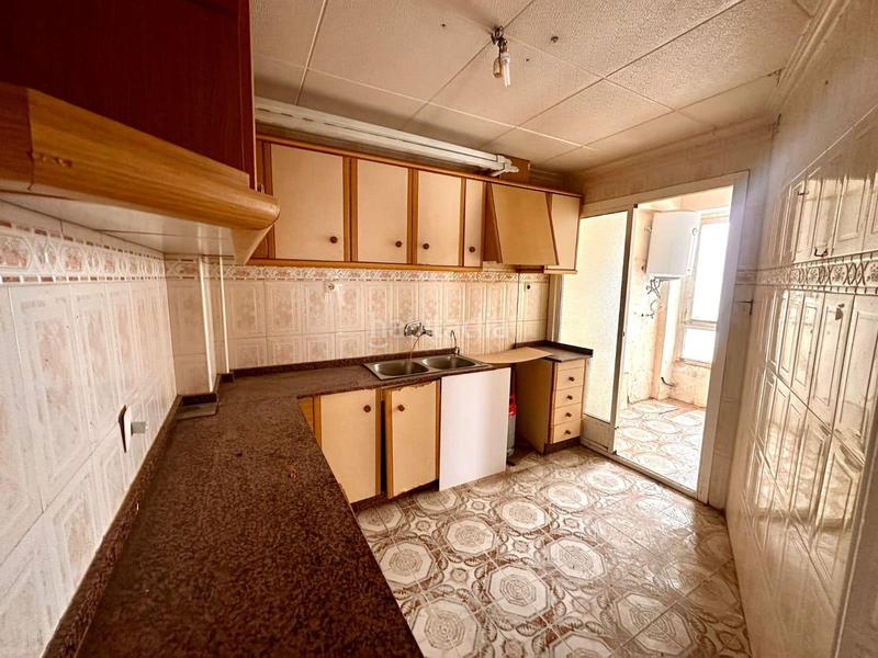 Foto bf4e3215-7c5b-4f4d-a3d5-555e0788c18f. Flat in Plaza de Toros-Avenida Chapí-Trinquete Elda