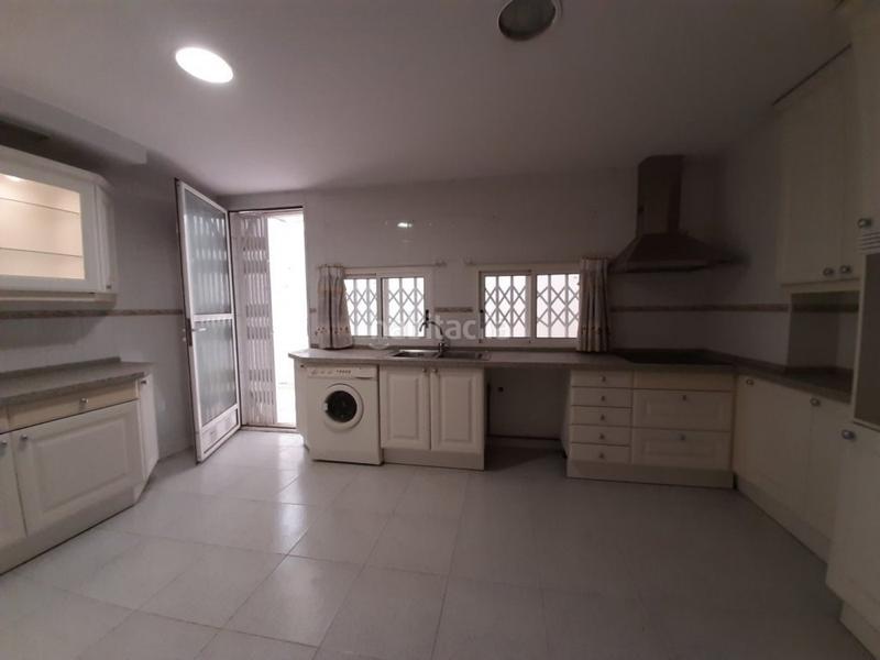Foto c2089b7d-ef17-4670-a752-3e3d7b89555a. Appartement dans Raval Roig - Virgen del Socorro Alicante