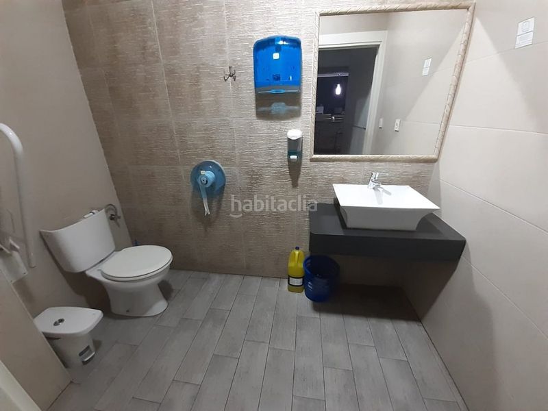 Foto aa66d87c-6121-477b-83bb-bf70139b3b3c. Traspàs local comercial a Novelda