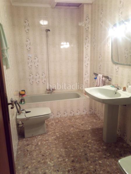 Foto 0e7ba46e-505b-4224-999d-73241747e773. Casa amb aparcament a Centro Aspe