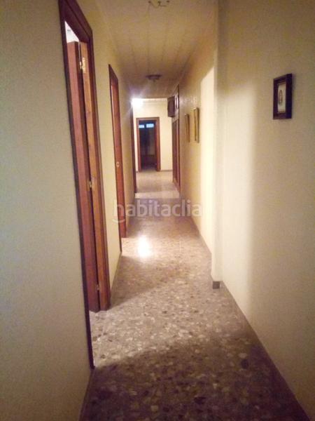 Foto afe89a19-e824-4a25-abac-c6794e3655b6. Casa amb aparcament a Centro Aspe