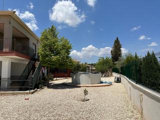 Haus in Novelda. Casa en campo en monovar