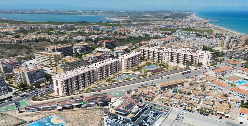 Foto ed832a0c-edce-4752-89f2-36a4d3ea38d8. Appartement avec parking piscine dans Torreblanca Torrevieja