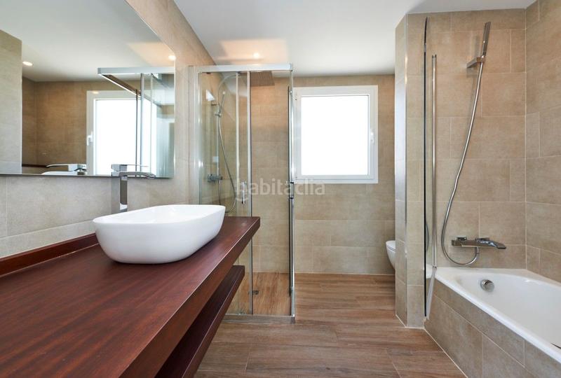 Foto 88e7a3ec-357d-4f17-837e-73ecc113a2d8. Xalet amb calefacció aparcament piscina a Centro - Muelle Pesquero Torrevieja