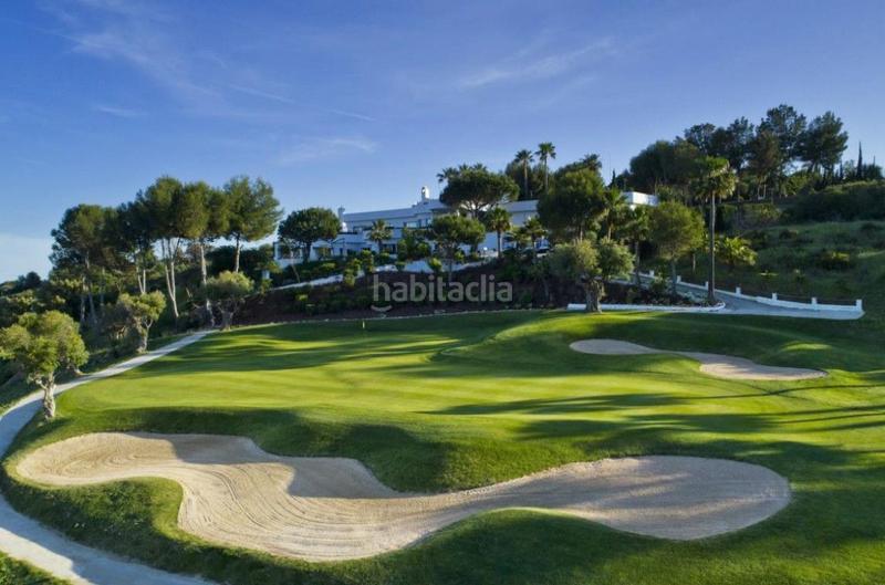 Foto 515959a9-8a59-4e84-9d14-d7eb9694eadb. Àtic amb aparcament piscina a Estepona golf Estepona