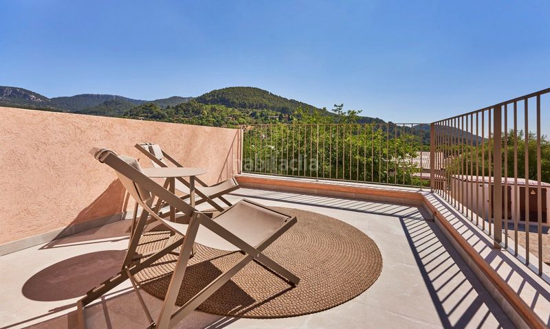 Foto d40595dd-6e95-41fe-b979-83b4fbd69b30. Casa amb calefacció aparcament piscina a Esporles