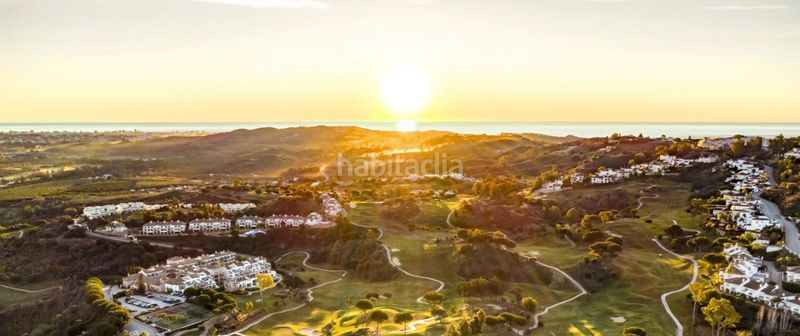 Foto c3208ea7-5dab-4d77-9d98-18371a9f420c. Àtic amb piscina a Mijas golf Mijas