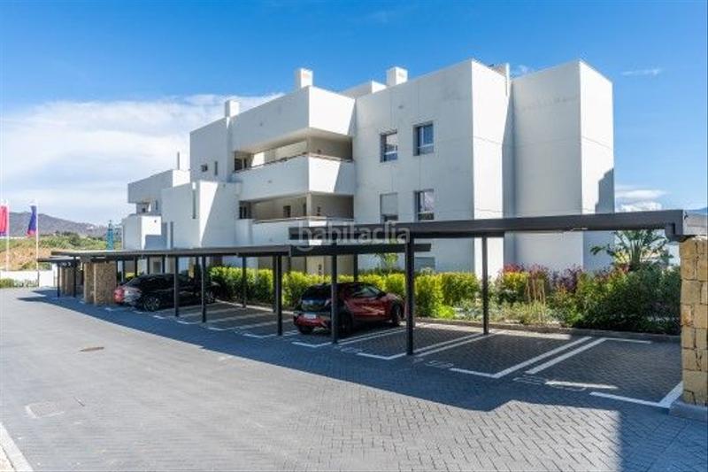 Foto 909d9510-b472-402a-81ac-420e5fb1ea18. Apartament amb aparcament piscina a El Faro de Calaburra - Chaparral Mijas