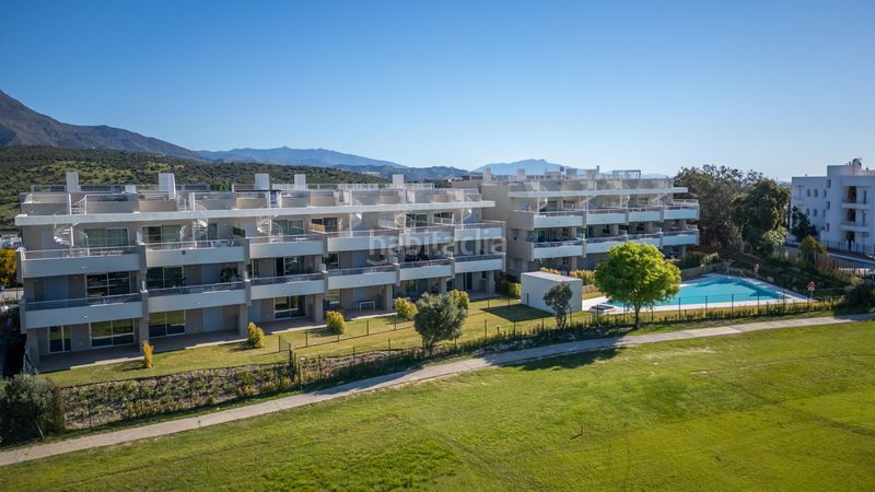 Foto bcfe1b48-4d3f-4bd4-a890-d7d213fe0bb0. Apartament amb aparcament piscina a Estepona golf Estepona