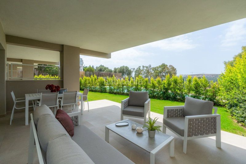 Foto b997b3c2-2f96-426d-b630-32d45d106ea0. Apartamento en Estepona golf Estepona